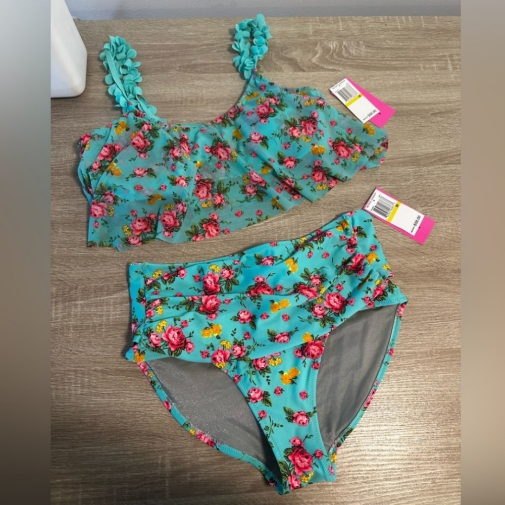 BNWT - Betsey Johnson bikini set
